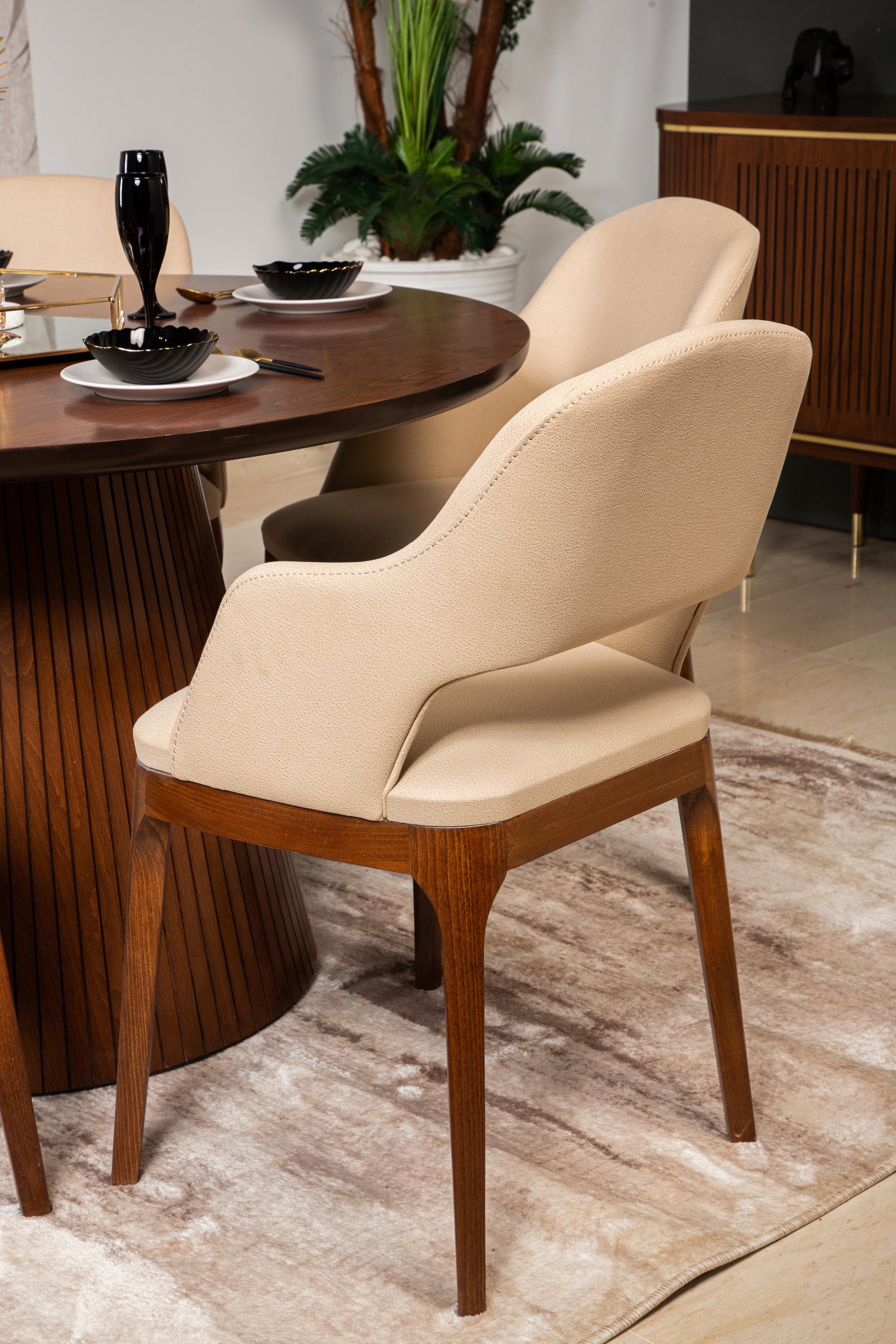 Gather Around! Modern, Rustic & Extendable Dining Tables at like.furniture