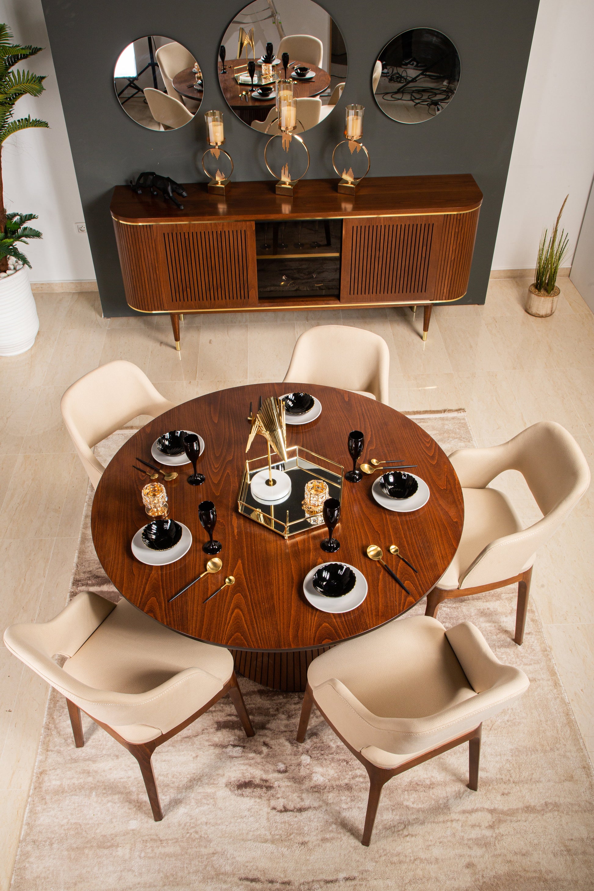 Gather Around! Modern, Rustic & Extendable Dining Tables at like.furniture