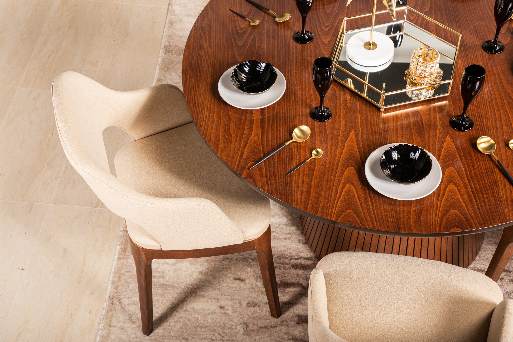 Gather Around! Modern, Rustic & Extendable Dining Tables at like.furniture