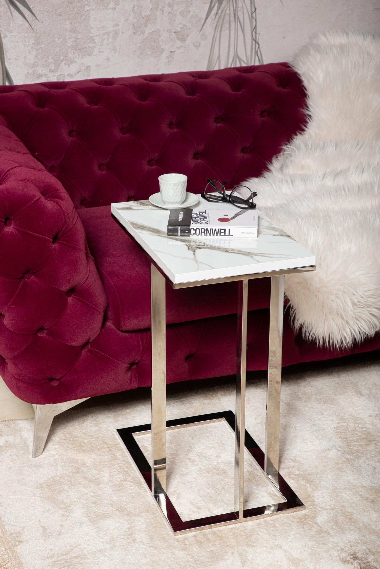 The Perfect Finishing Touch: Shop Marble, Glass & Wooden End Tables at like.furniture