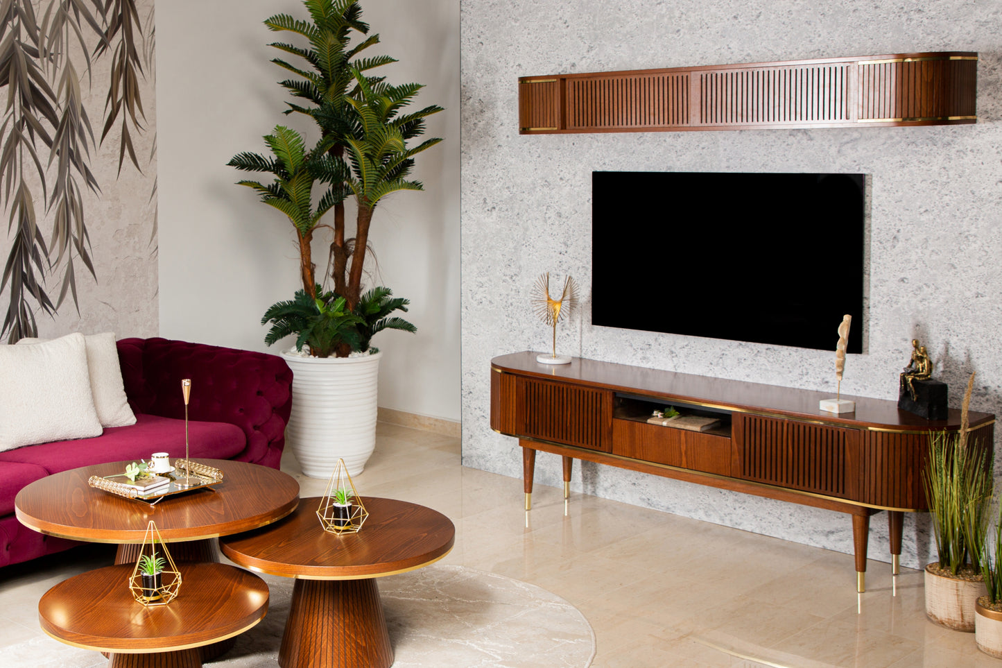 Upgrade Your Entertainment Center with TV Tables & Console Tables from like.furniture.